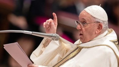 Photo of Papa condena investimento em armas num mundo com falta de comida e água