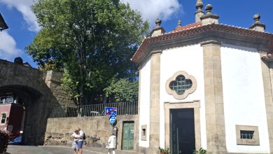 Photo of Centro histórico de Viseu prepara-se para a festa em honra de Nossa Senhora dos Remédios