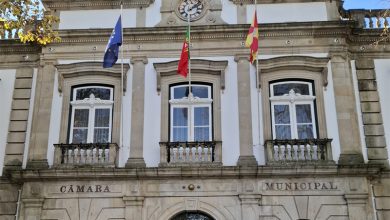 Photo of Câmara de Viseu “alvo de buscas e apreensão” relacionadas com esquema “criminoso” de iluminações festivas