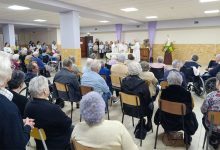 Photo of Bispo visitou ontem o Centro Social Paroquial de Rio de Loba onde celebrou a Eucaristia